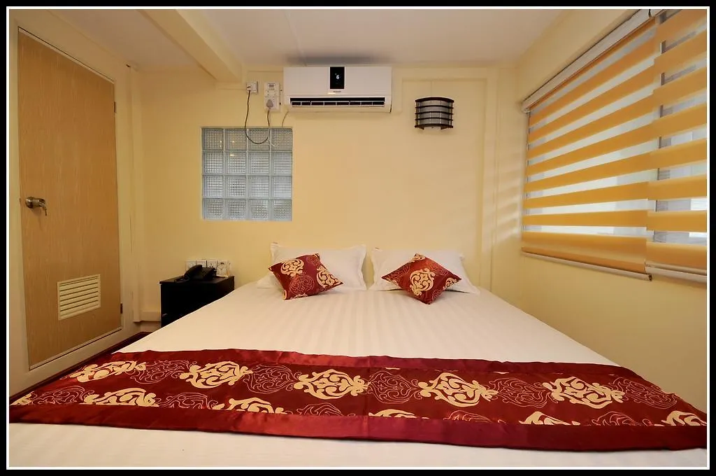 York Residence Yangon 0*,