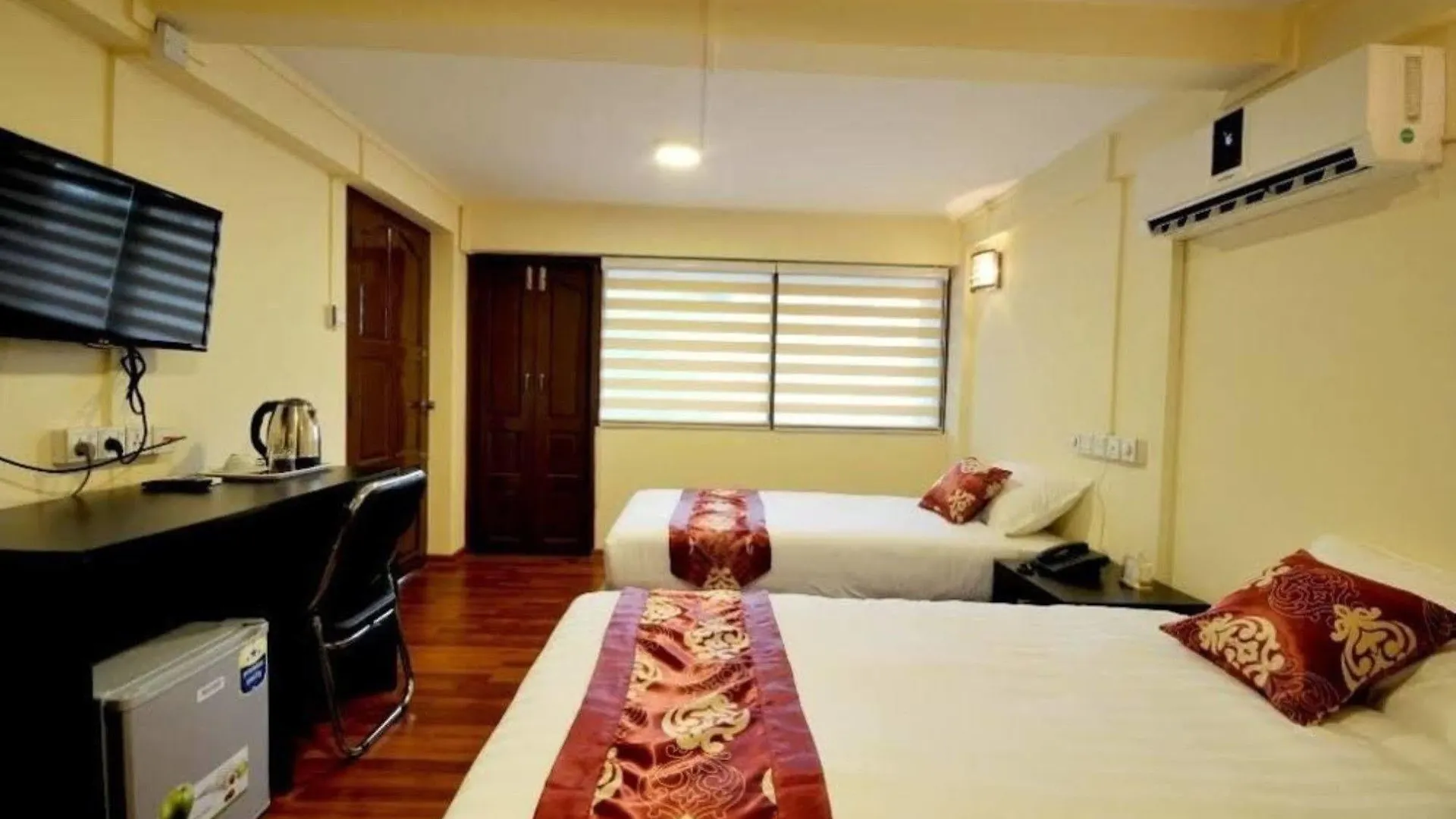 York Residence Yangon 0*,