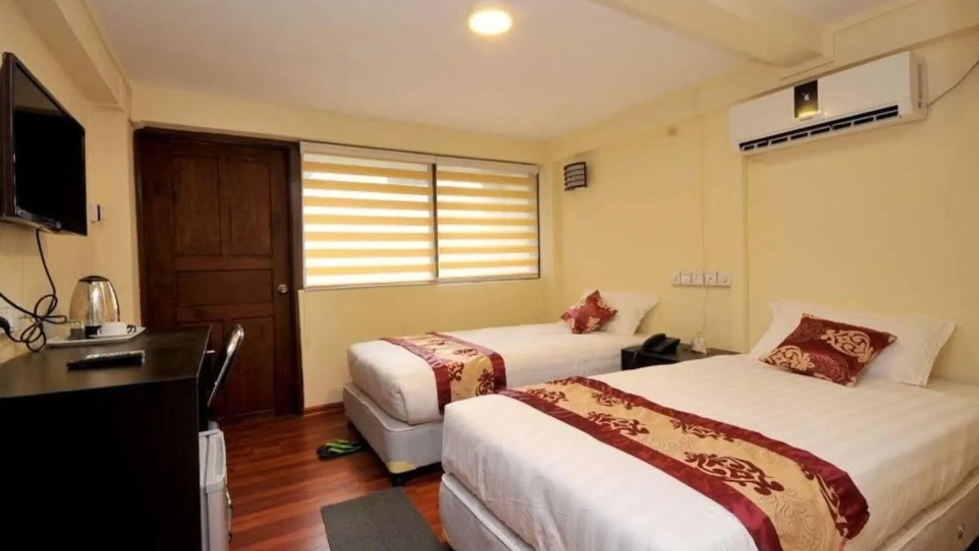 York Residence Yangon Bed & Breakfast