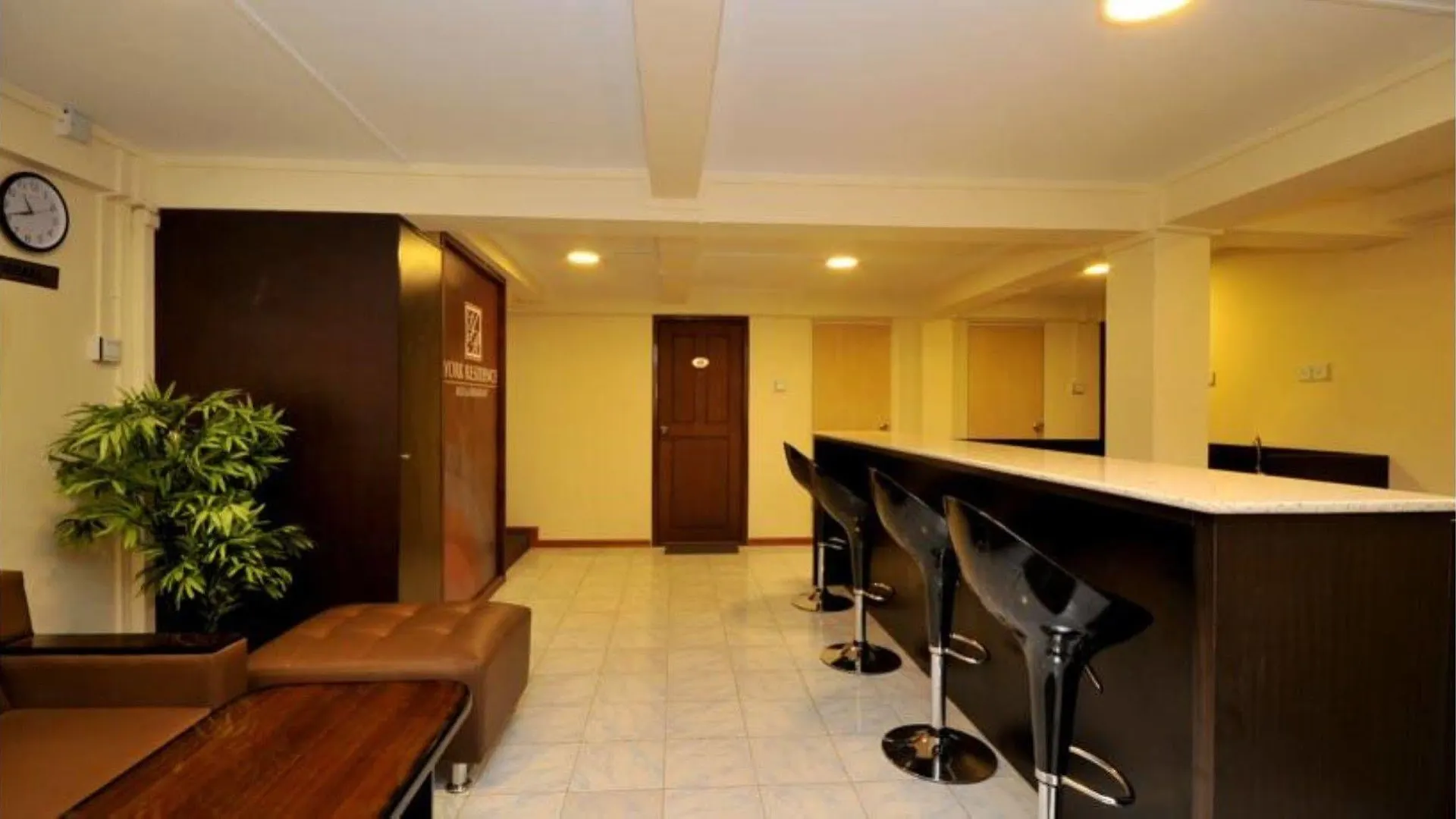 York Residence Yangon Bed & Breakfast